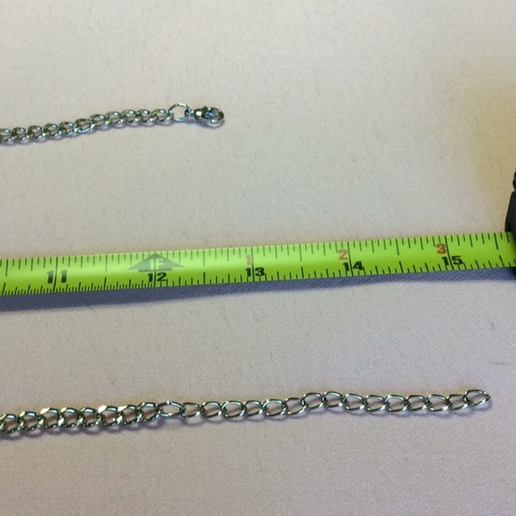 FINAL SALE PRICE Silver & Red Statement Necklace + 2 Earrings - Picture 3 of 9